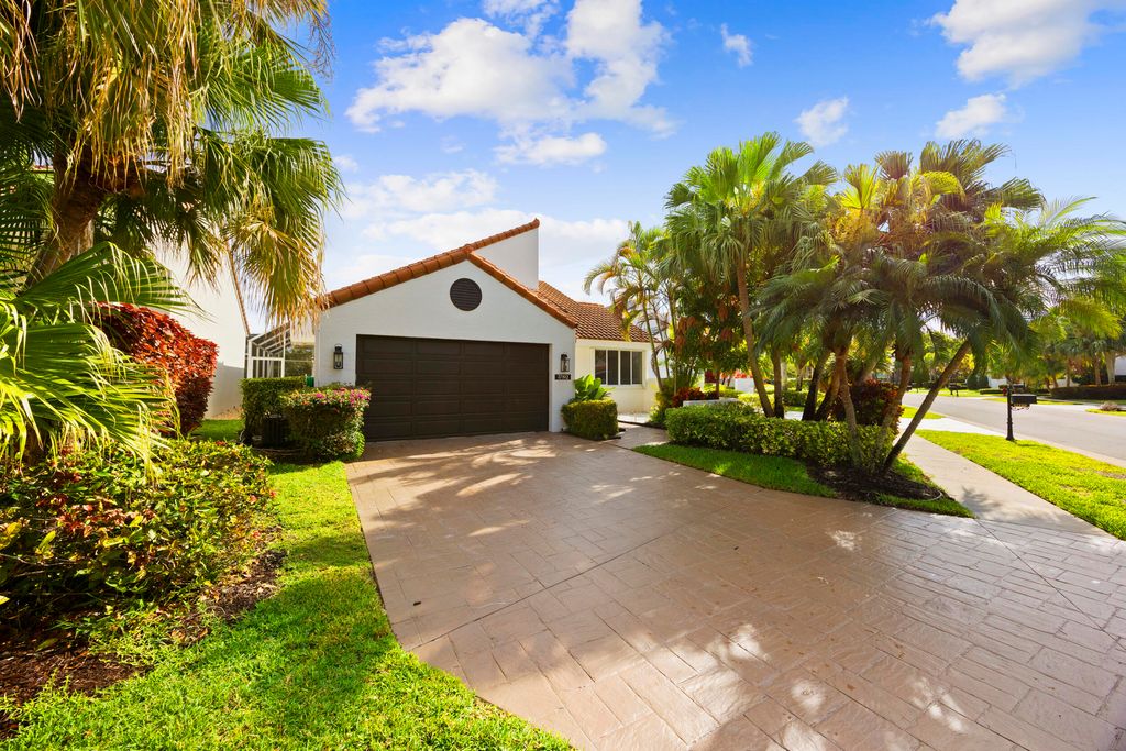 17192 Newport Club Drive, Boca Raton, FL 33496