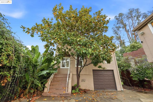 2430 27th Ave Unit D, Oakland, CA 94601