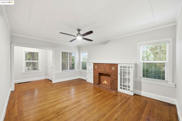 2430 27th Ave Unit D, Oakland, CA 94601