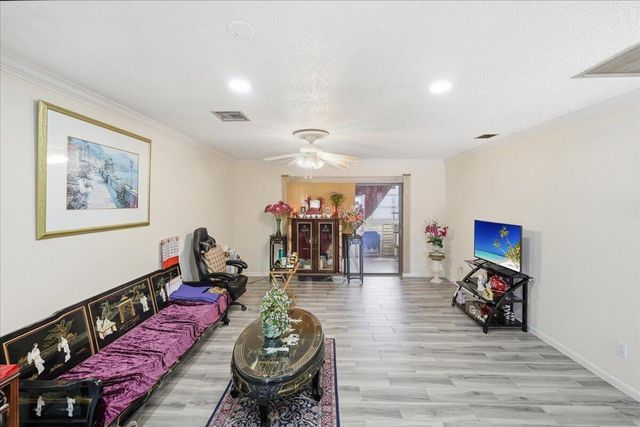 6531 SE Federal Highway SE Q108, Stuart, FL 34997