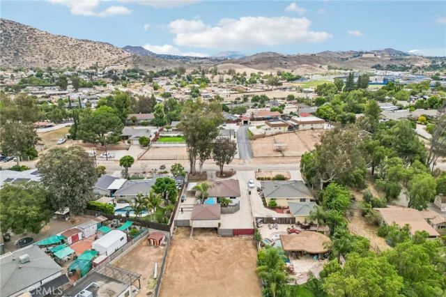 2448 Corona, Norco, CA 92860
