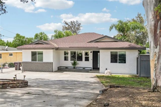 2448 Corona, Norco, CA 92860