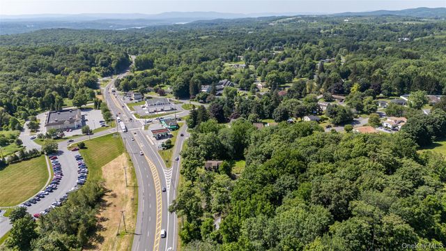 3715-3725 US Highway 9w Route, Highland, NY 12528