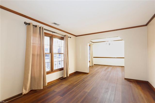 1008 Hollins College CT, Virginia Beach, VA 23455