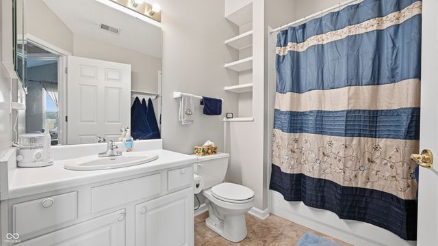 11523 Winding Wood Drive, Indianapolis, IN 46235