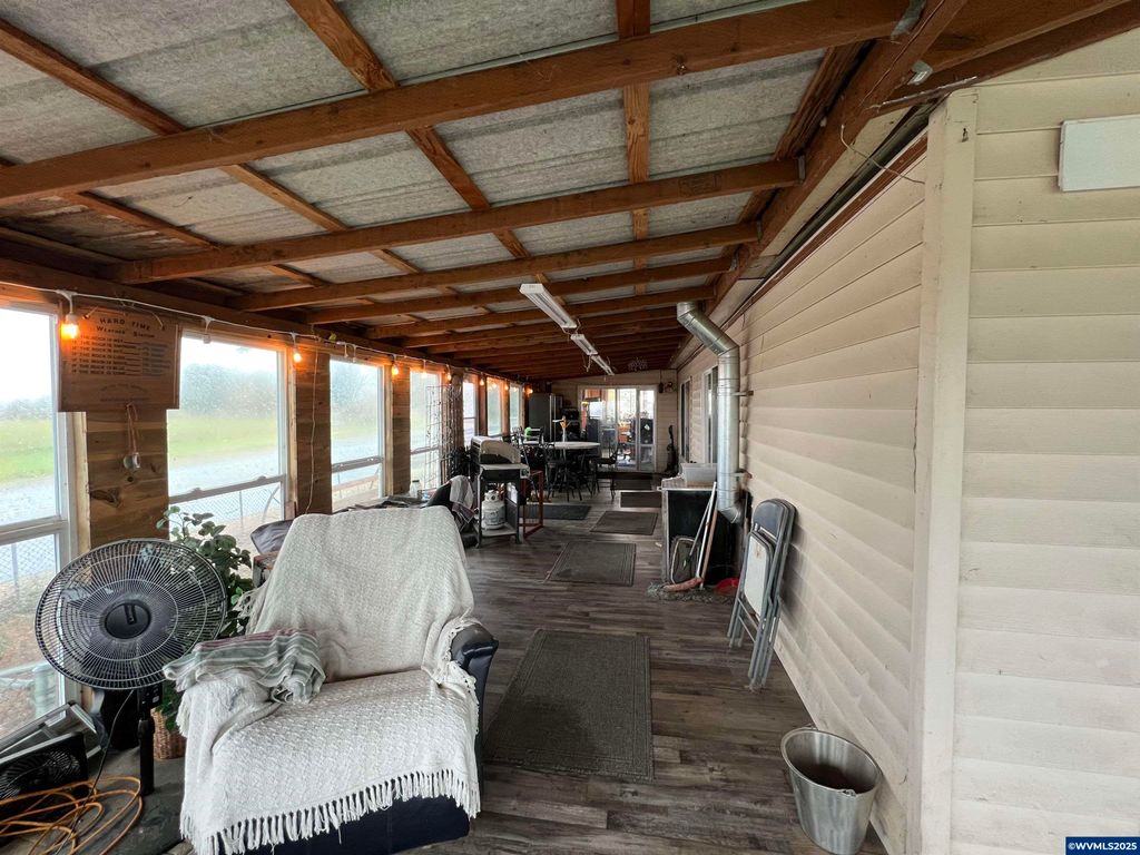 Image 47 of property listing at 1590 W 2nd St, Halsey, OR 97348