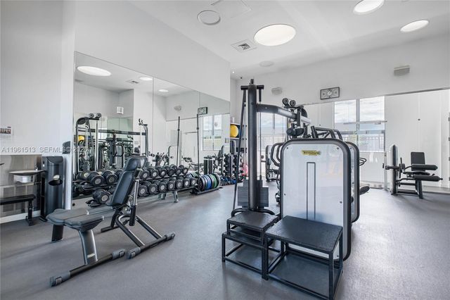 1000 Venetian Way 403, Miami Beach, FL 33139