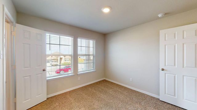 227 Water Well RD, Burnet, TX 78611