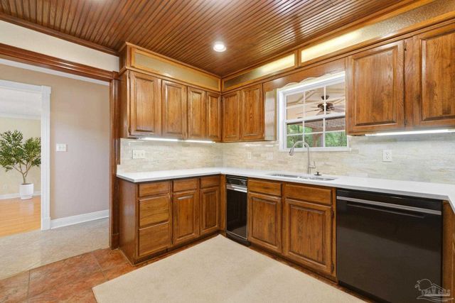 11441 Clear Creek Dr, Pensacola, FL 32514