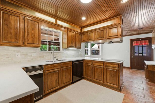 11441 Clear Creek Dr, Pensacola, FL 32514