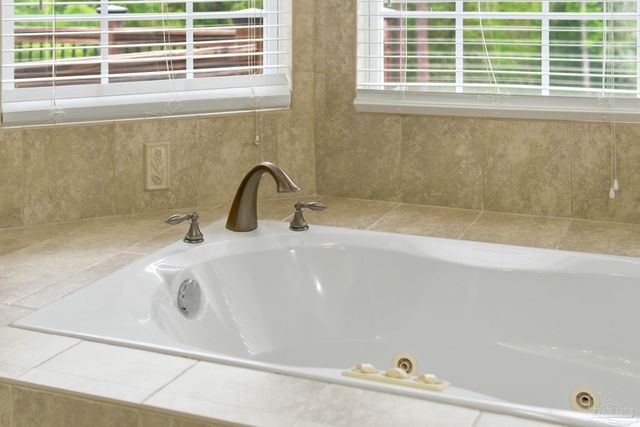 11441 Clear Creek Dr, Pensacola, FL 32514