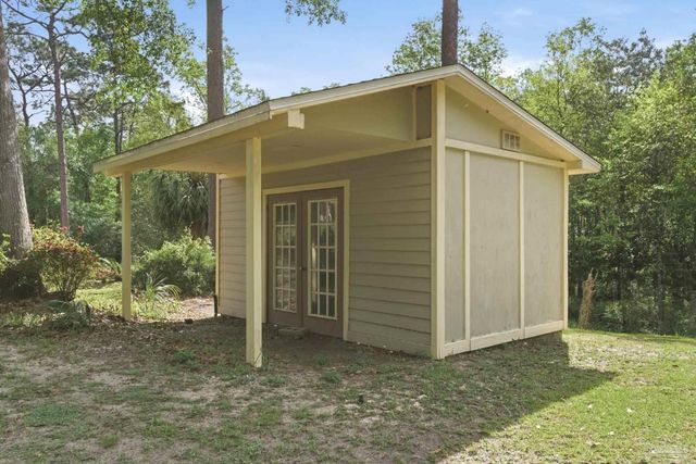 11441 Clear Creek Dr, Pensacola, FL 32514