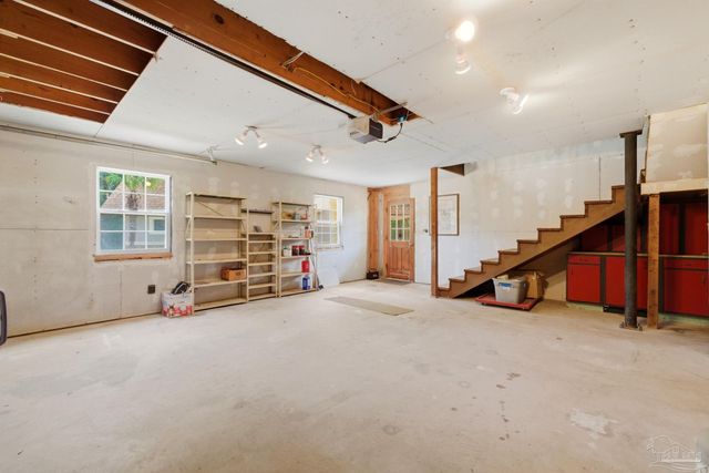 11441 Clear Creek Dr, Pensacola, FL 32514