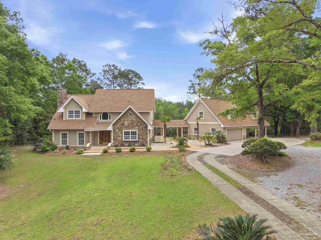 11441 Clear Creek Dr, Pensacola, FL 32514