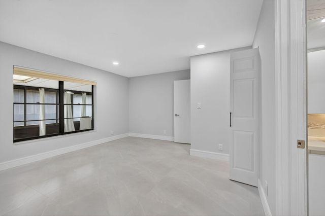 10924 Roebelini Palm Court, Boynton Beach, FL 33437