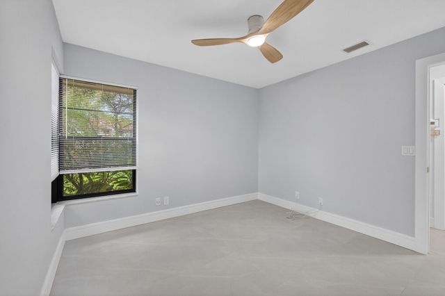 10924 Roebelini Palm Court, Boynton Beach, FL 33437