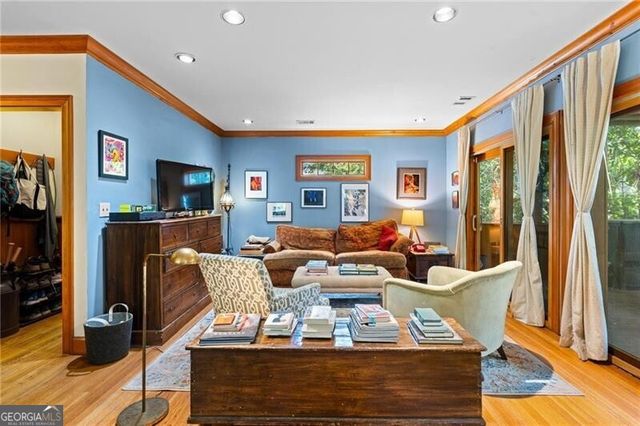 1476 Kenwood Avenue NW, Atlanta, GA 30309