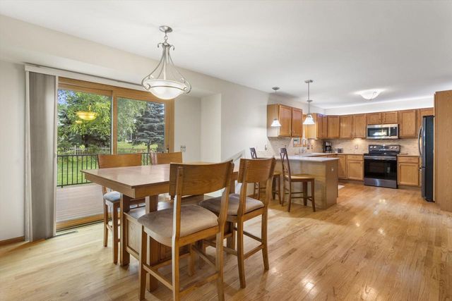 203 Maria Lane, Cottage Grove, WI 53527