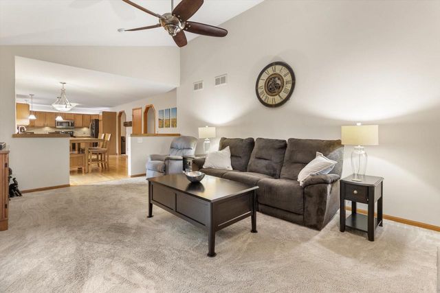 203 Maria Lane, Cottage Grove, WI 53527