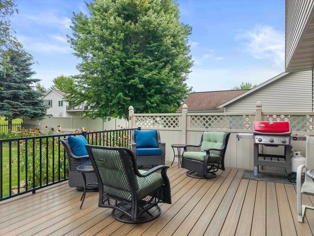 203 Maria Lane, Cottage Grove, WI 53527