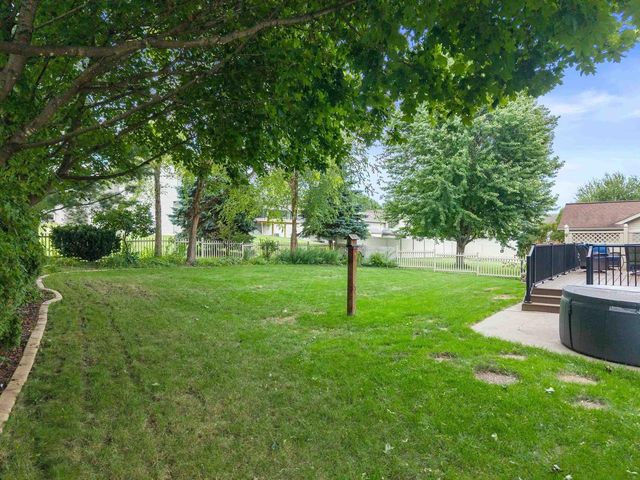 203 Maria Lane, Cottage Grove, WI 53527