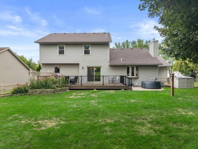 203 Maria Lane, Cottage Grove, WI 53527