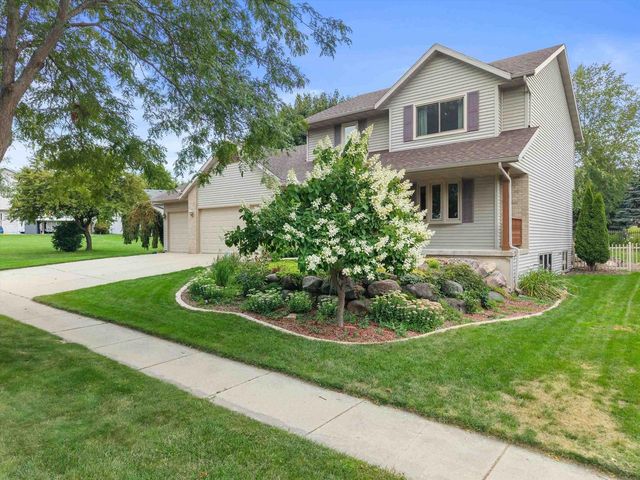 203 Maria Lane, Cottage Grove, WI 53527