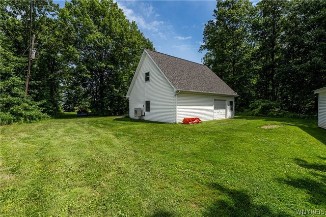 629 Lake Road, Porter, NY 14174