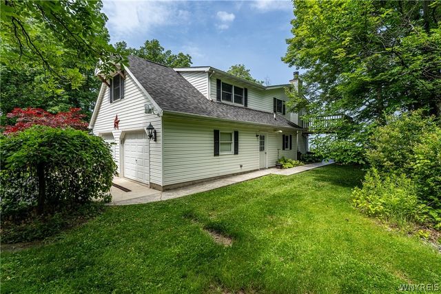 629 Lake Road, Porter, NY 14174