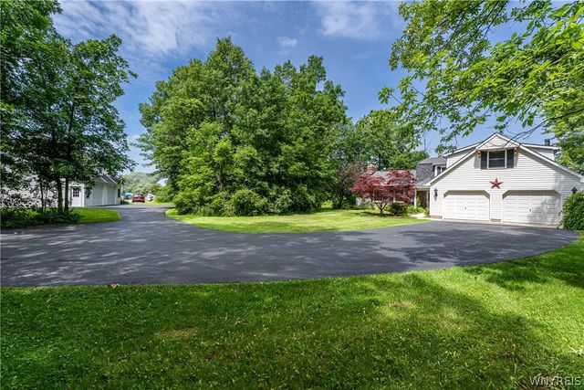 629 Lake Road, Porter, NY 14174