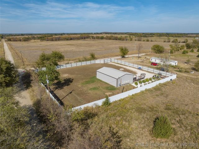 20345 W 10th N, Haskell, OK 74436