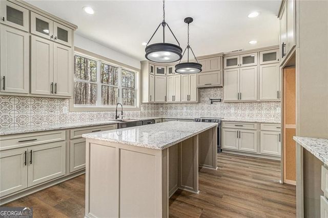 400 Stone Lea Trace, Oxford, GA 30054