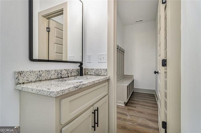 400 Stone Lea Trace, Oxford, GA 30054