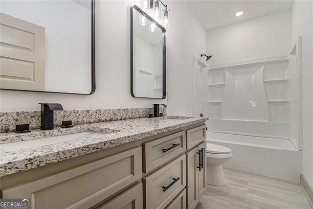 400 Stone Lea Trace, Oxford, GA 30054