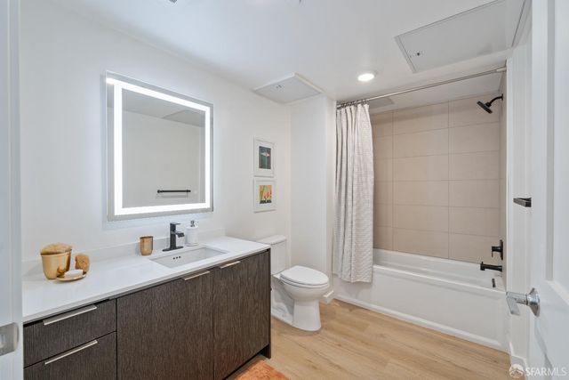 52 Kirkwood Avenue 323, San Francisco, CA 94124