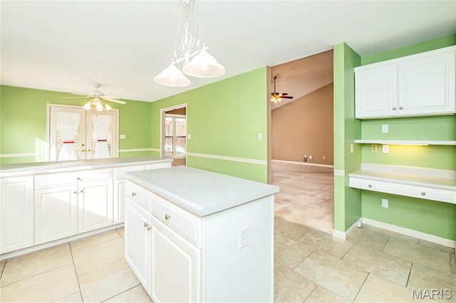 1227 Park Meadow Drive, Fenton, MO 63026