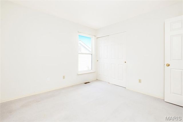 1227 Park Meadow Drive, Fenton, MO 63026