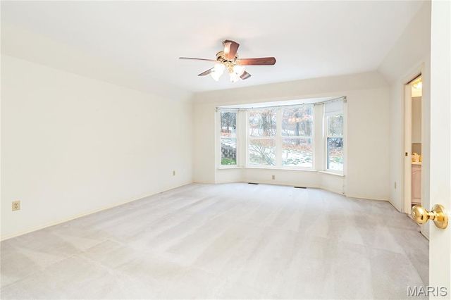 1227 Park Meadow Drive, Fenton, MO 63026