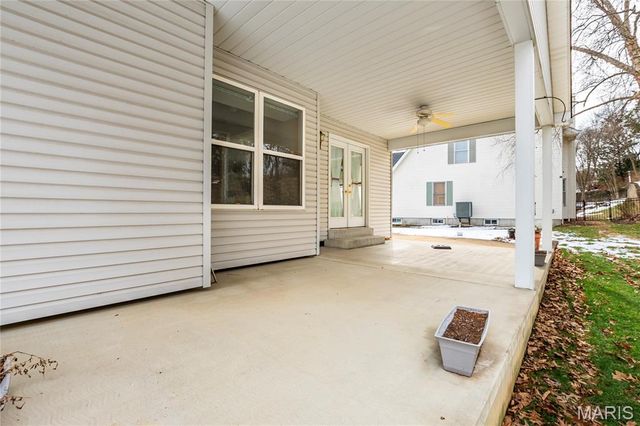 1227 Park Meadow Drive, Fenton, MO 63026