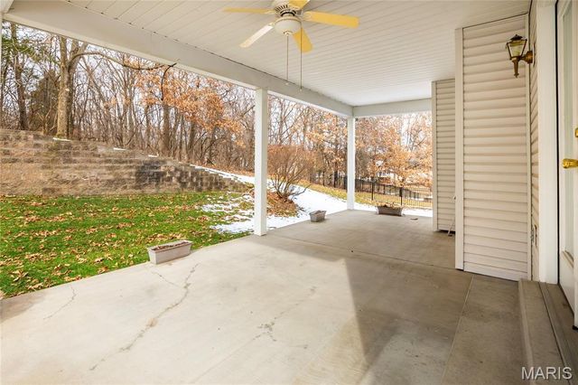 1227 Park Meadow Drive, Fenton, MO 63026