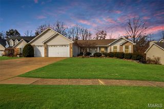 1227 Park Meadow Drive, Fenton, MO 63026