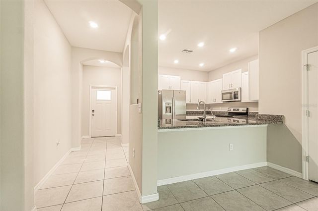 817 ROYAL EMPRESS DRIVE, Ruskin, FL 33570