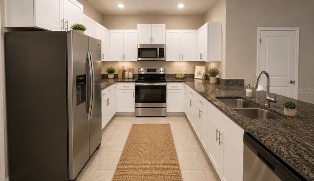 817 ROYAL EMPRESS DRIVE, Ruskin, FL 33570