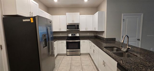 817 ROYAL EMPRESS DRIVE, Ruskin, FL 33570