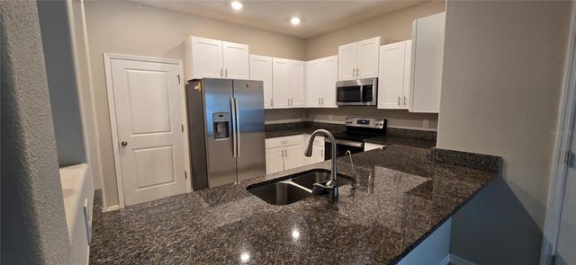 817 ROYAL EMPRESS DRIVE, Ruskin, FL 33570