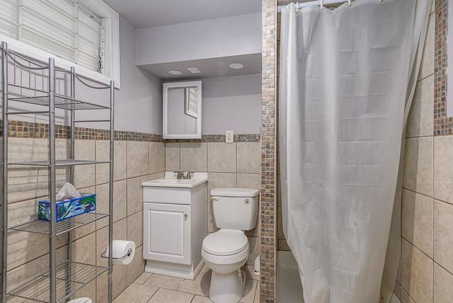 8415 Tauromee Avenue, Kansas City, KS 66112