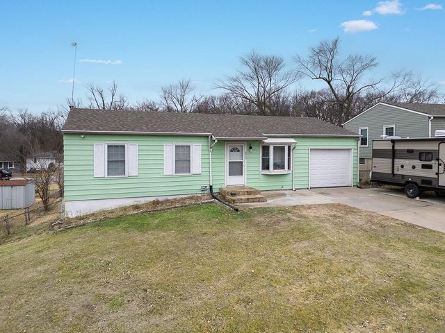 8415 Tauromee Avenue, Kansas City, KS 66112