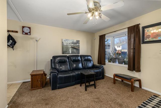 8415 Tauromee Avenue, Kansas City, KS 66112