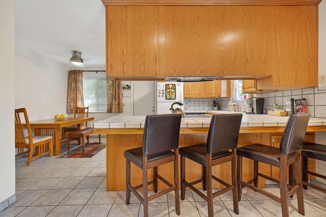 2323 S Dollner Street, Visalia, CA 93277