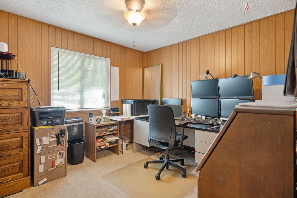 Image 25 of property listing at 2323 S Dollner Street, Visalia, CA 93277